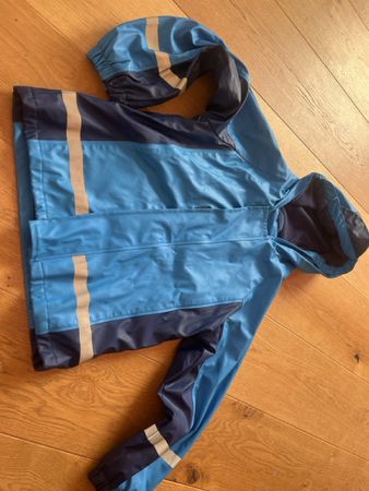 gefütterte Regenjacke 122