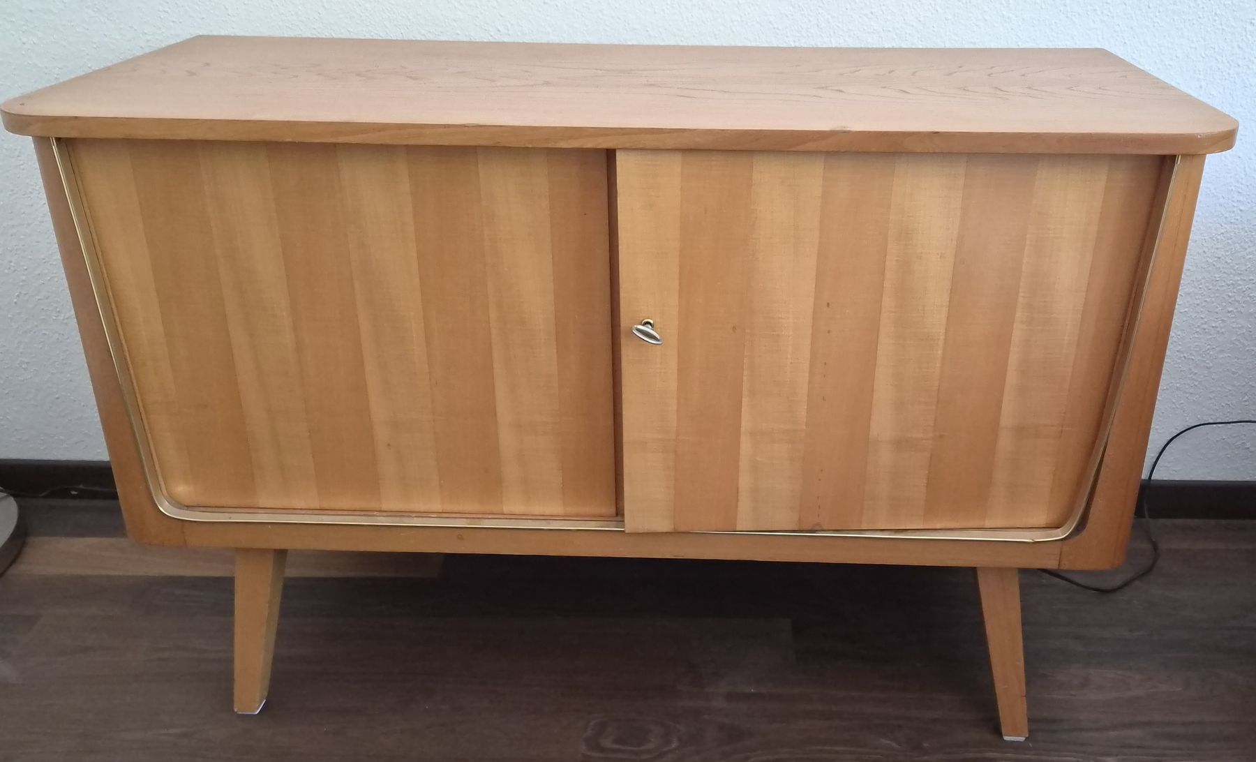 Kommoden: Mid-Century Kommode/Sideboard, 1950er Jahre – Gebraucht aus Zürich von mar_typ2