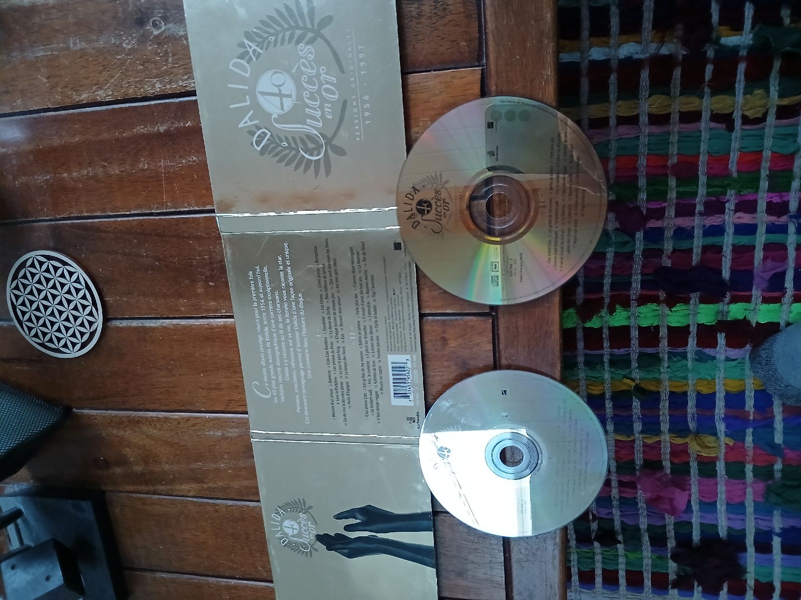 CDs: dalida- 40 succès...(digi 2 cd) – Gebraucht aus St-Cergue von VeganWarrior