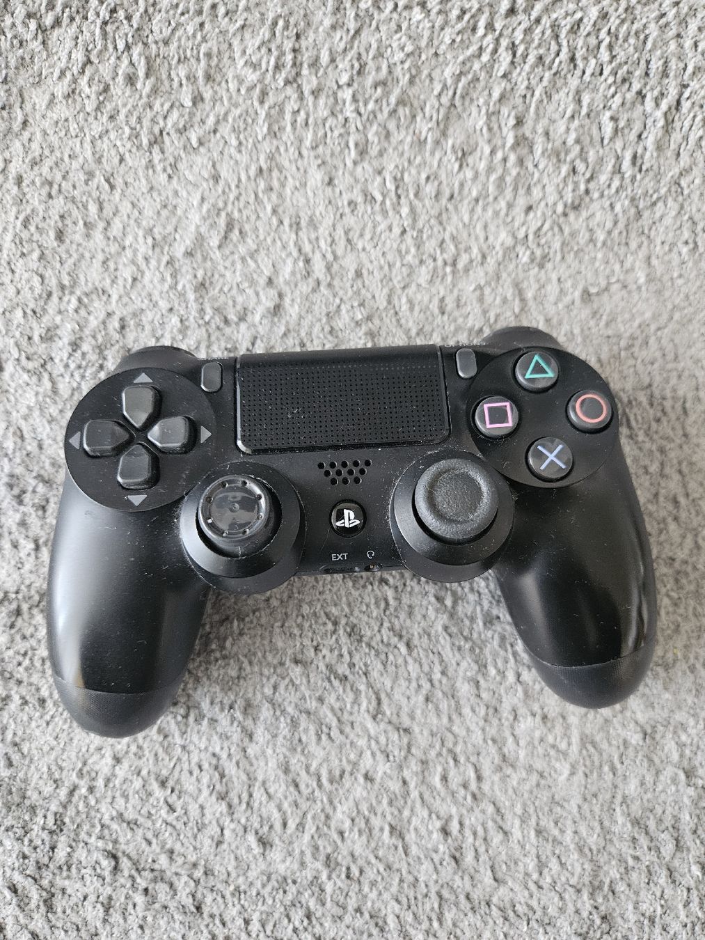 Sony Controller: Manette ps4 originale  – Usato da Thônex venduto da moh_lb2k