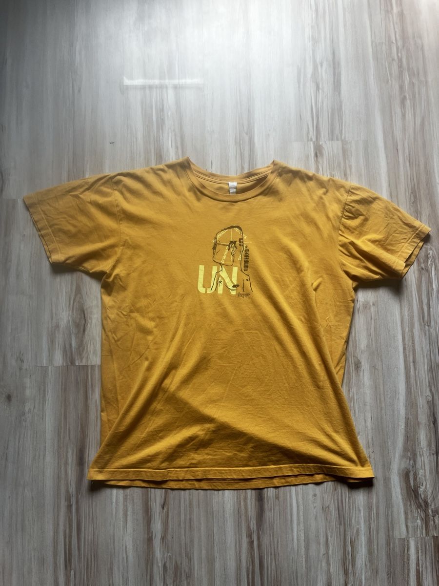 T-shirt: Vintage T-Shirt – Usato da Wigoltingen venduto da _vntg_ 1