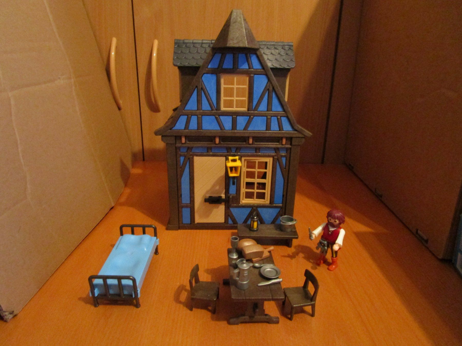 Playmobil Spielzeuge: Playmobil:  historisches Wohnhaus, Mittelalter, – Gebraucht aus Wetzikon ZH von Storchadebar