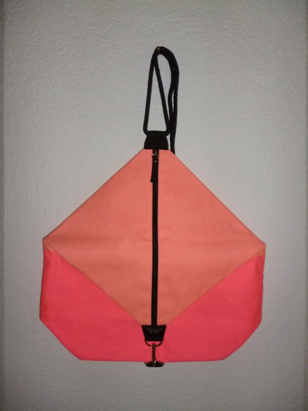 Victoria's Secret Rucksäcke: VICTORIA'S SECRET RUCKSACK – Neu und originalverpackt aus Aarau Rohr von PinkSchwein