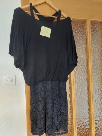 Doppellagiges Gothic Keid