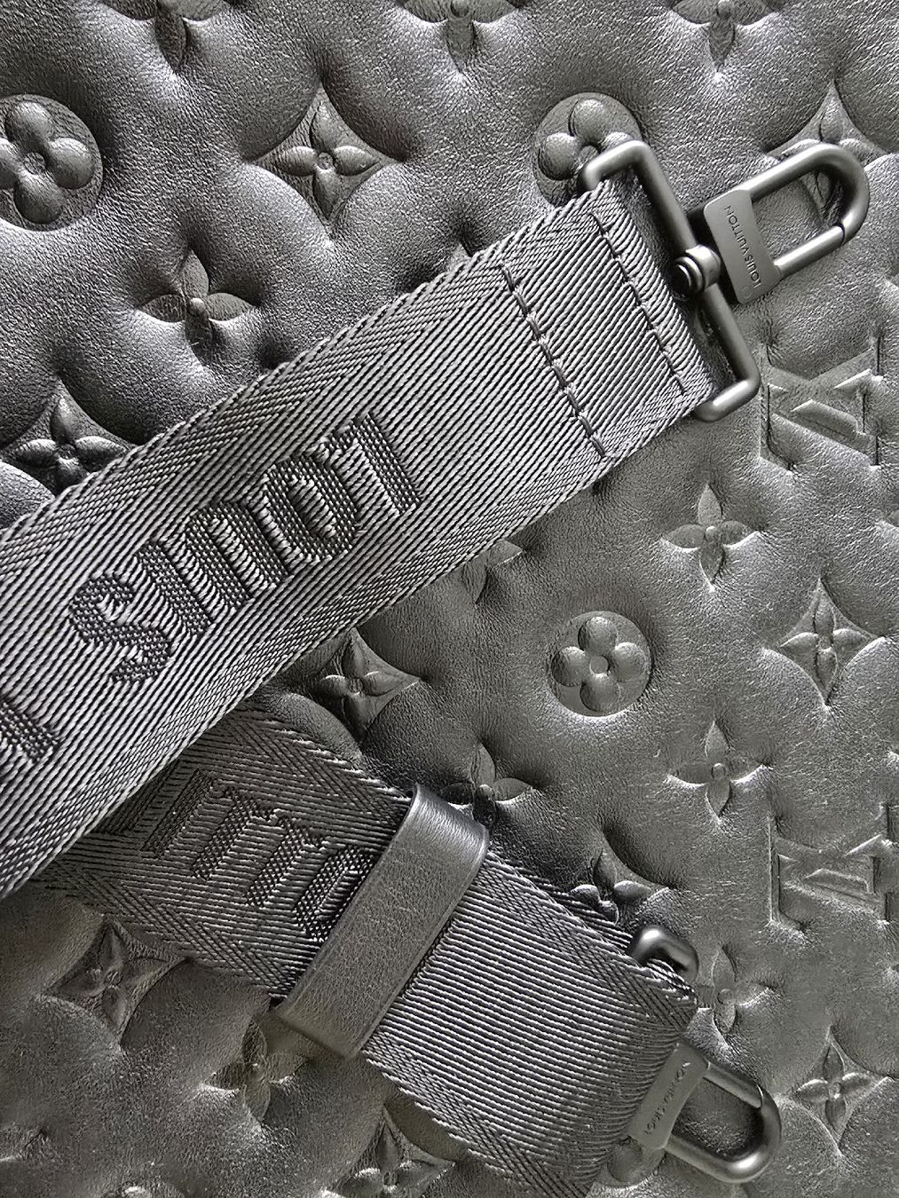 Louis Vuitton Altro in  Abbigliamento & Accessori: Louis Vuitton Strap – Nuovo (secondo la descrizione) da wallisellen venduto da funkelsternchen5