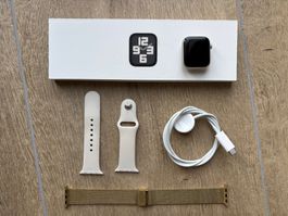 Apple Watch SE, GPS, 40mm (2. Generation) Starlight