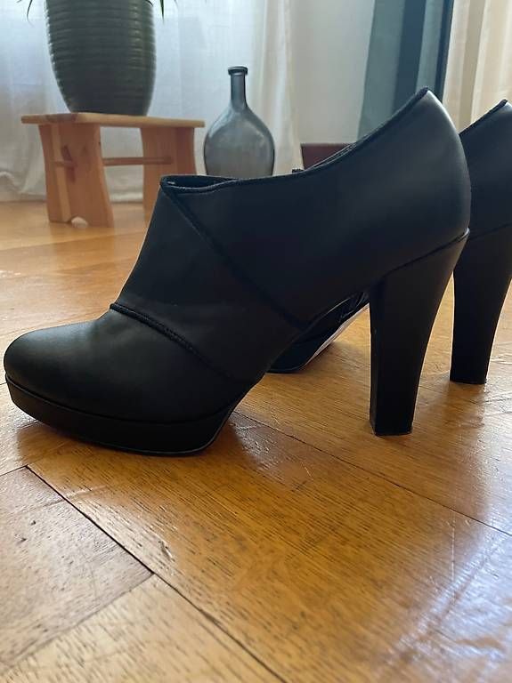 Damenschuhe: Bottines en cuir veritable taille 40 – Gebraucht aus Fribourg von mar_6syg 1