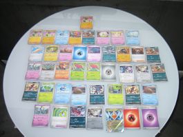42 Stück Pokémon Sammlerkarten