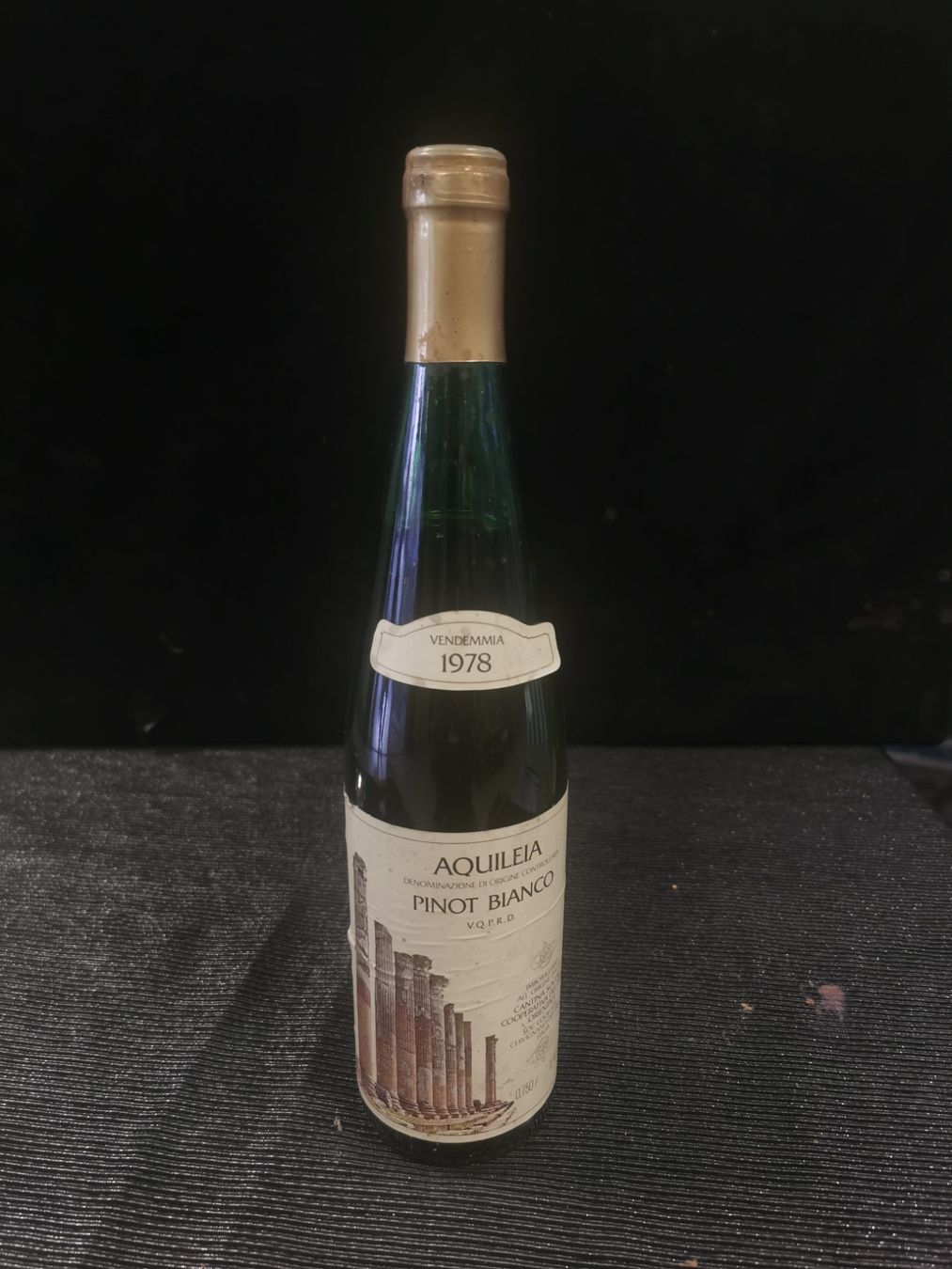 Vino: AQUILEIA 1978 – Nuovo (secondo la descrizione) da Genève venduto da Leboucheoreilles