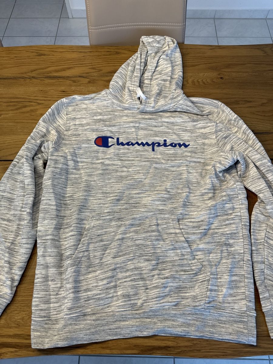 Champion Maglioni & Felpe: Champion Kapuzenpullover Hoodie Grösse XL – Usato da Wil SG venduto da Prof.Eich