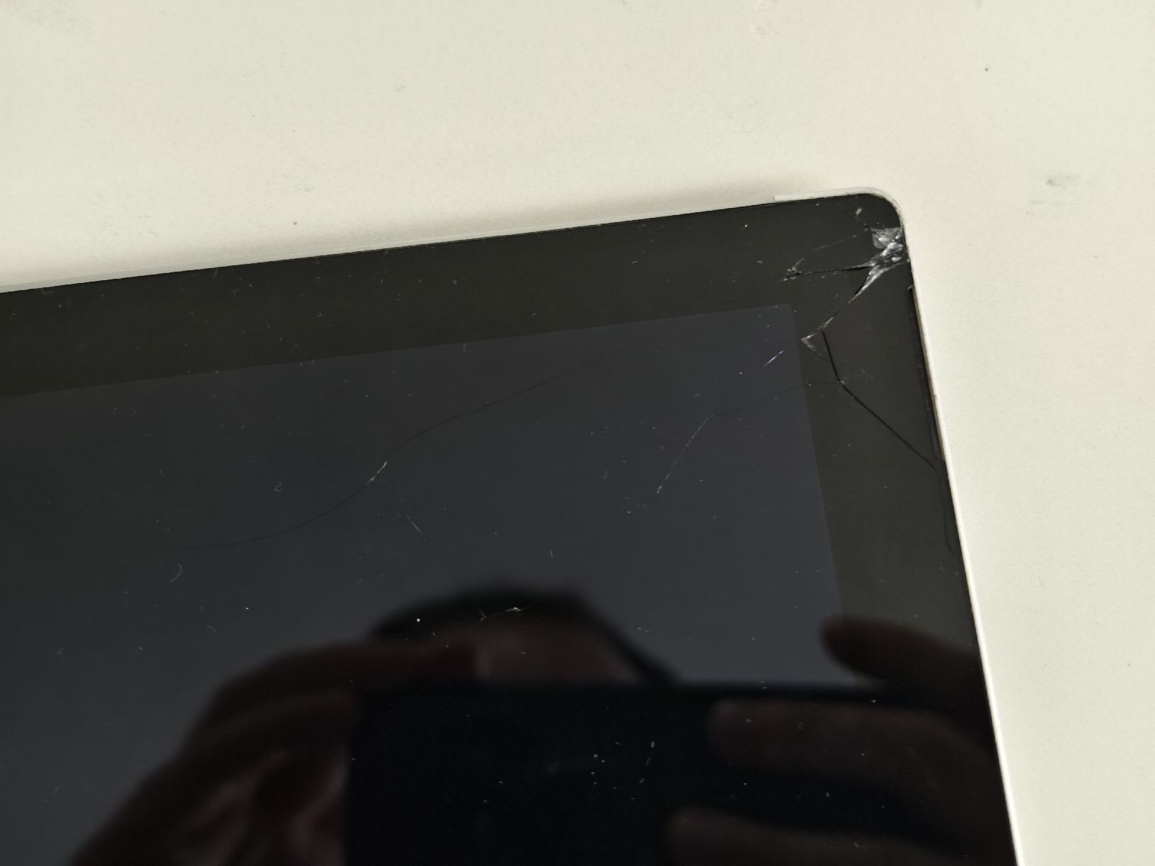 Microsoft Tablet PC: Surface Pro 3 256Go Windows 11 – Difettoso da Bournens venduto da Ph0en1x 1