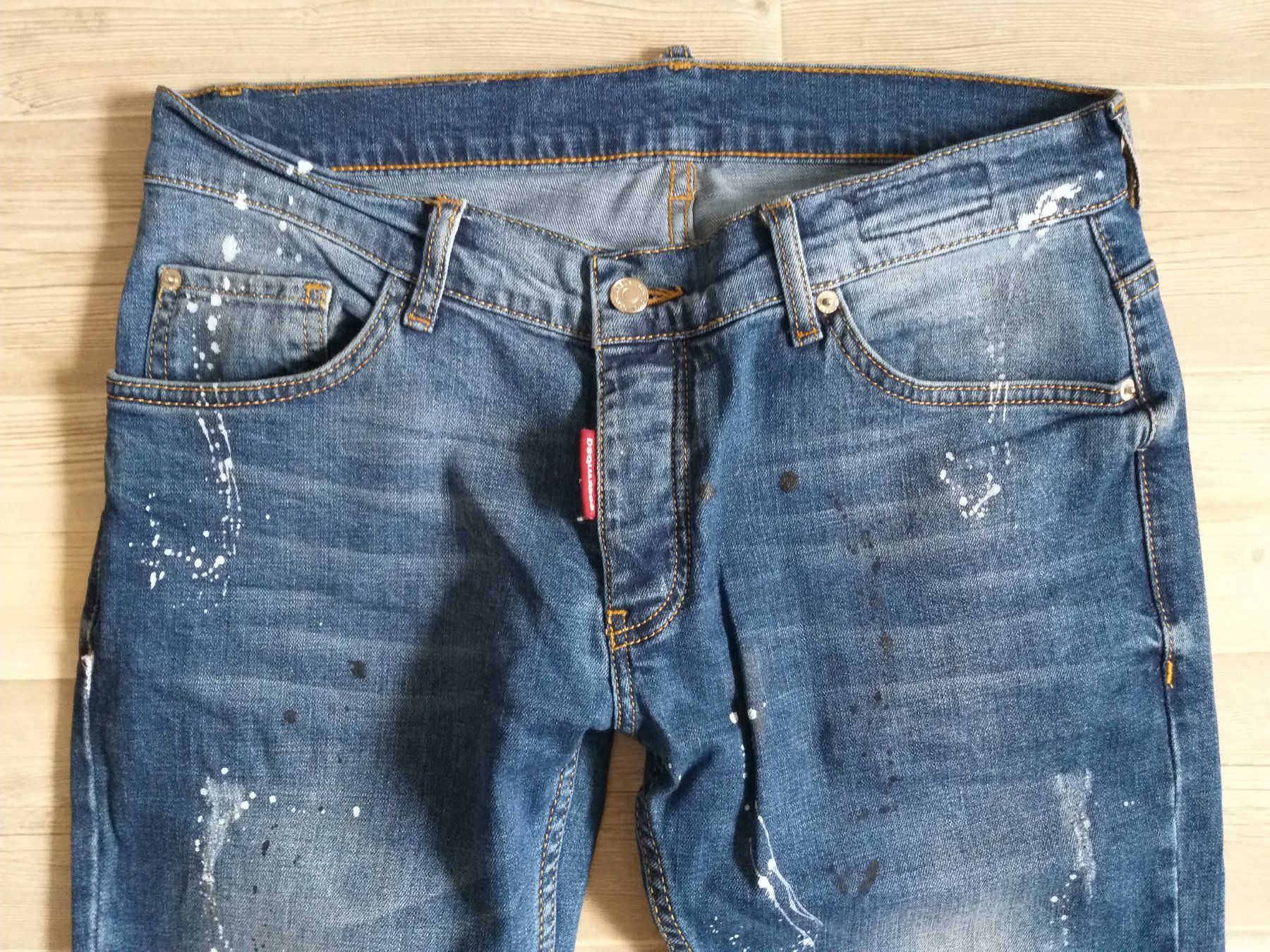 Dsquared2 Jeans: DSQUARED2 Jeans taille / Grosse 33 – Usato da Cossonay-ville venduto da Super-Price-Quality 1