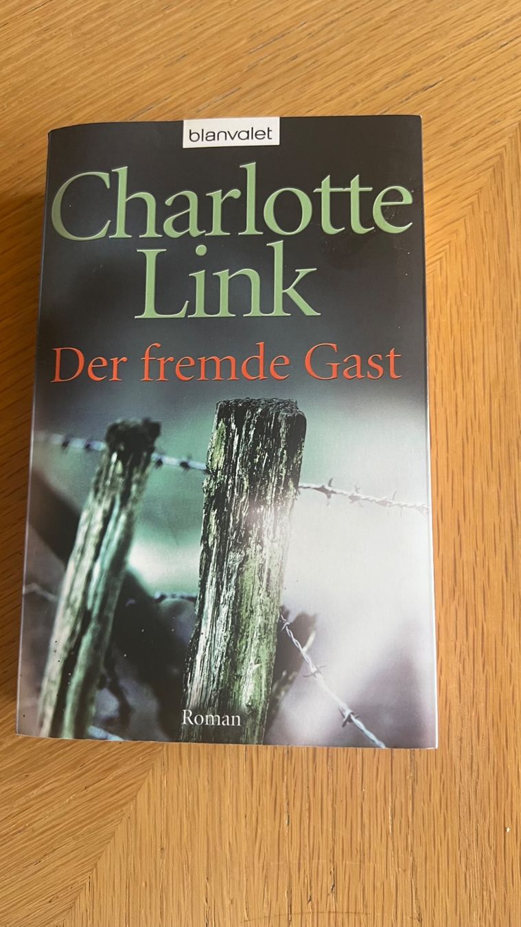 Libri: Charlotte Link: Der fremde Gast – Usato da Schübelbach venduto da Dolly990_2