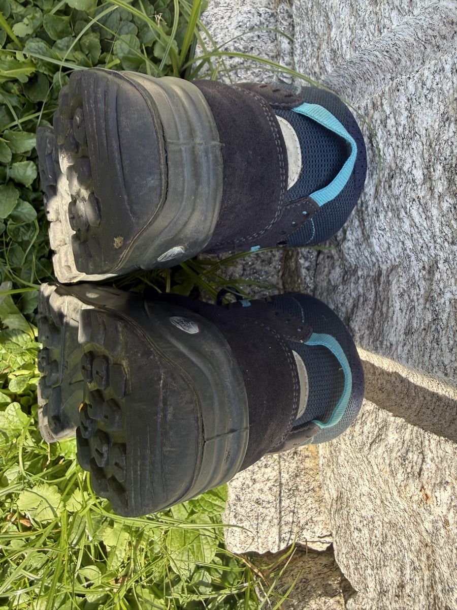 Lowa Schuhe für Jungen: Wanderschuh von Lowa 35 – Gebraucht aus Horw von nadine_zieht_um 4