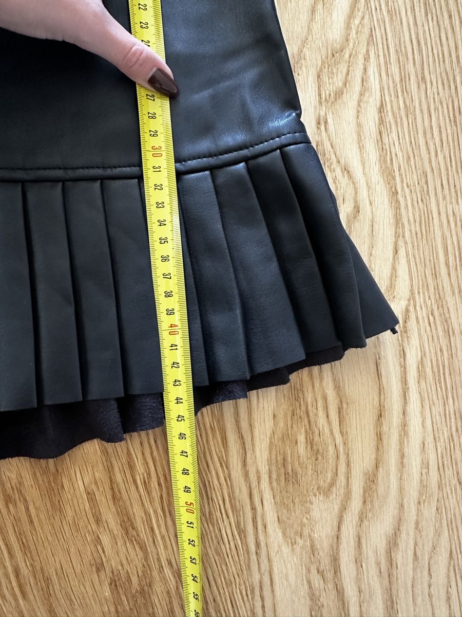 Zara Röcke: Mini jupe cuir M zara – Neu (gemäss Beschreibung) aus La Croix (Lutry) von secondhandZara 3