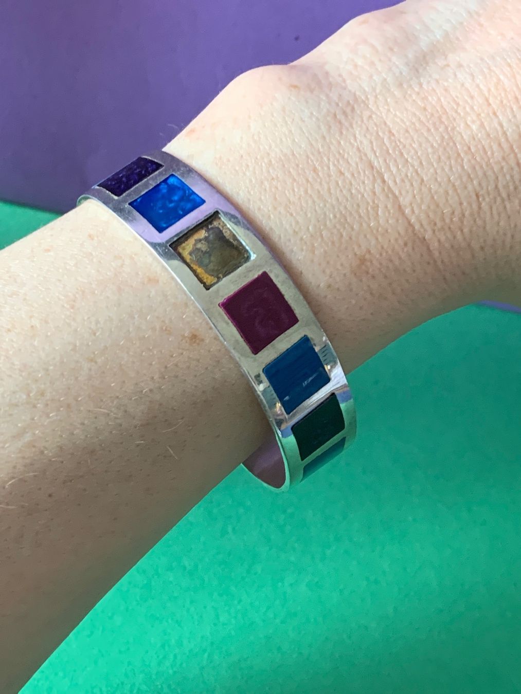Bracciali & Braccialetti: Armreif farbig (2 Elemente fehlen) – Difettoso da Dittingen venduto da Bijoubelle 1
