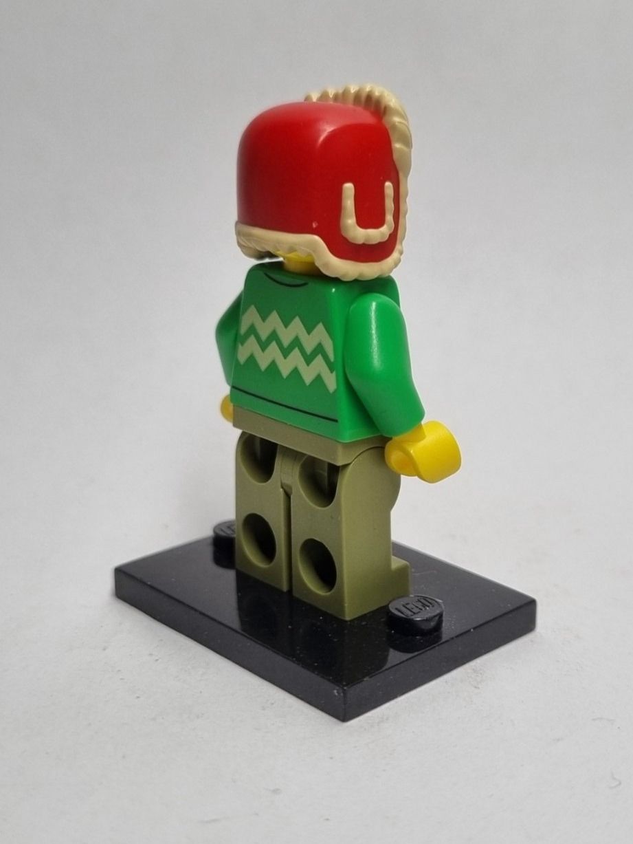 Lego Kit di costruzioni: LEGO BAM Late 2023 Winter Old Men with green pullover – Nuovo (secondo la descrizione) da Basadingen venduto da NekoBricks 3