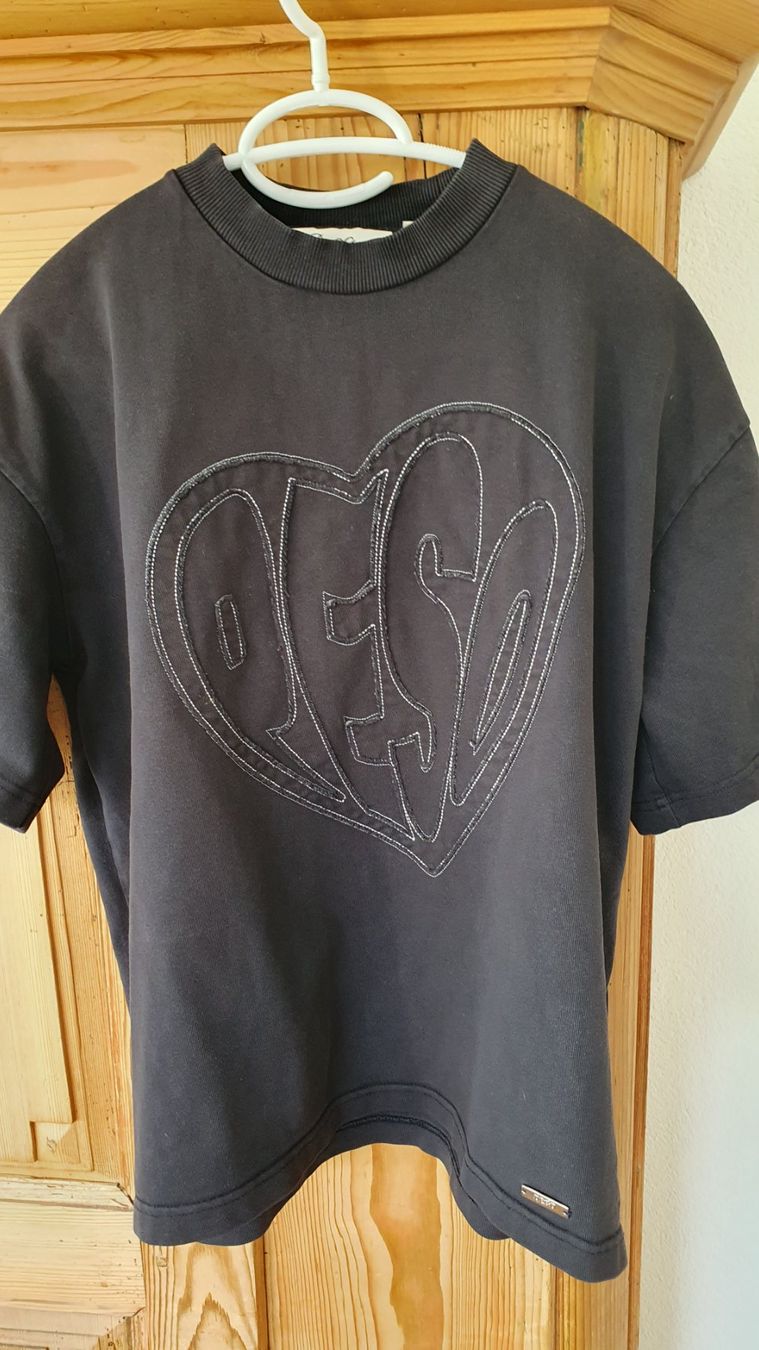 Pesoclo T-shirt: T-Shirt Peso – Usato da Schaan venduto da Zar1604