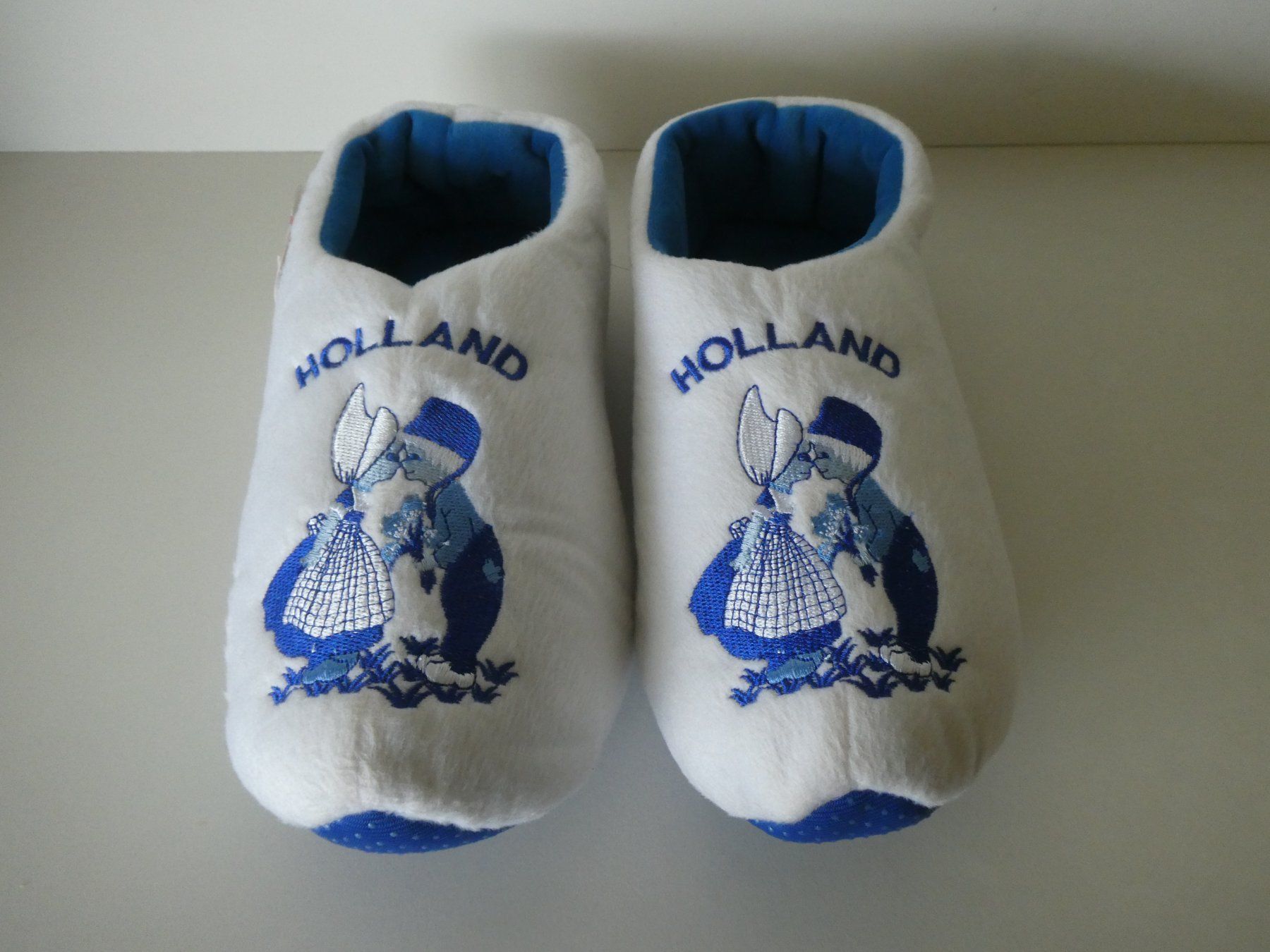 Damenschuhe: Hausschuhe von Holland neu – Neu (gemäss Beschreibung) aus Basel von Robyn