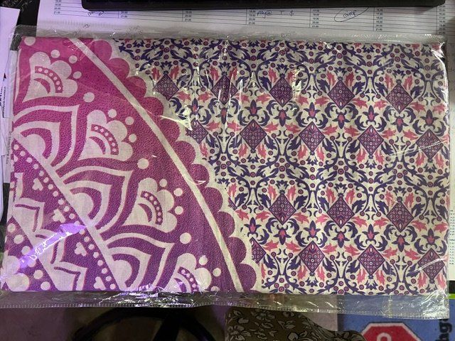 Biancheria da letto: Bett- oder Wandtuch 210 x 240cm, Baumwolle, lila-rosa – Nuovo e nell'imballaggio originale da Buchs SG venduto da Pocolocoli
