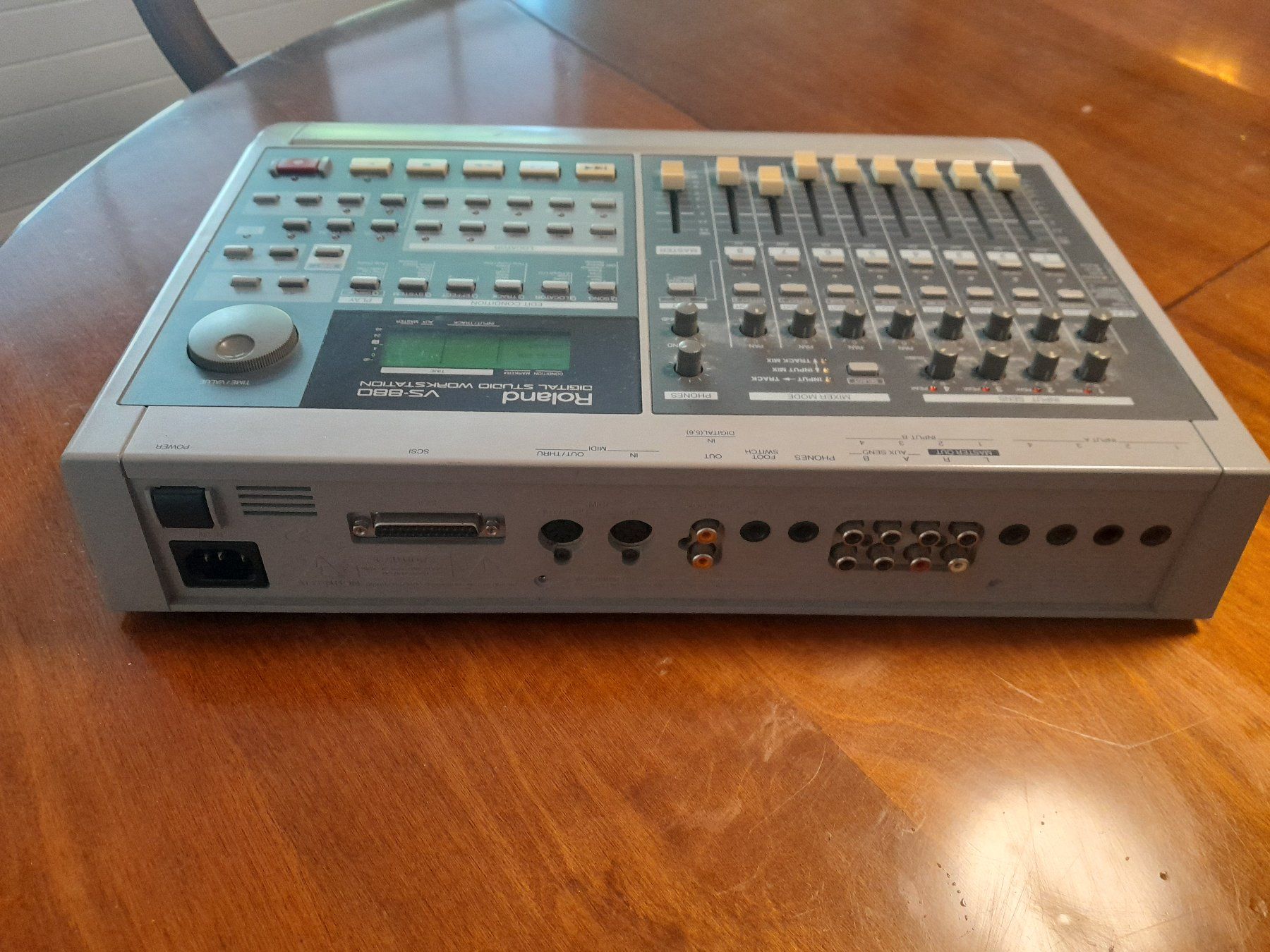 Roland Console di mixaggio: Roland VS-880 Digital Studio Workstation – Usato da Meilen venduto da roman_M 1