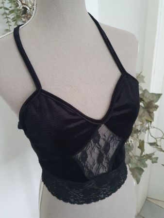 Gothic Samtop m. Spitzeneinsatz Gr S *neu*