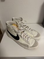 Nike Blazer Mid 77 Schuhe Grösse 43 weiss schwarz gebraucht