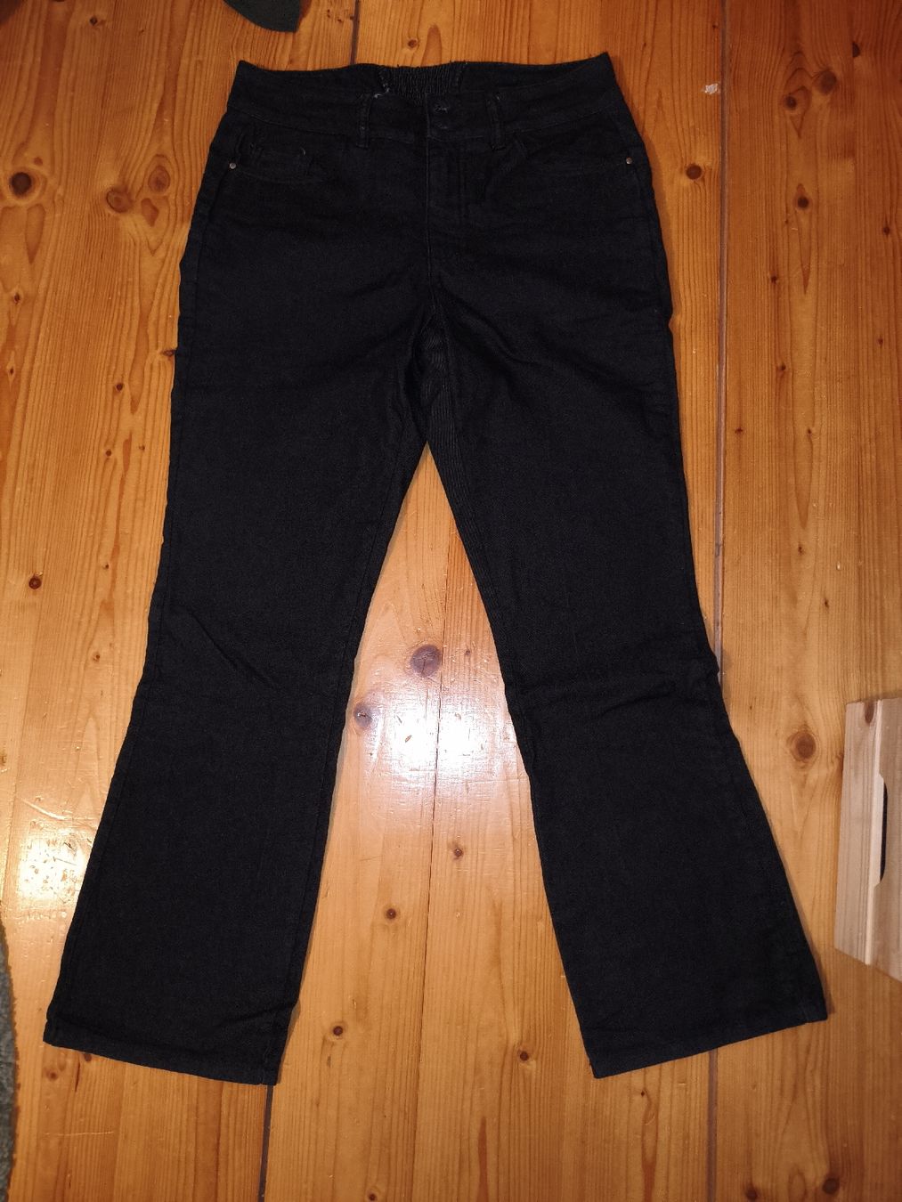 Jeans: Schwarze Jeans – Usato da Eschikofen venduto da anj_98vh
