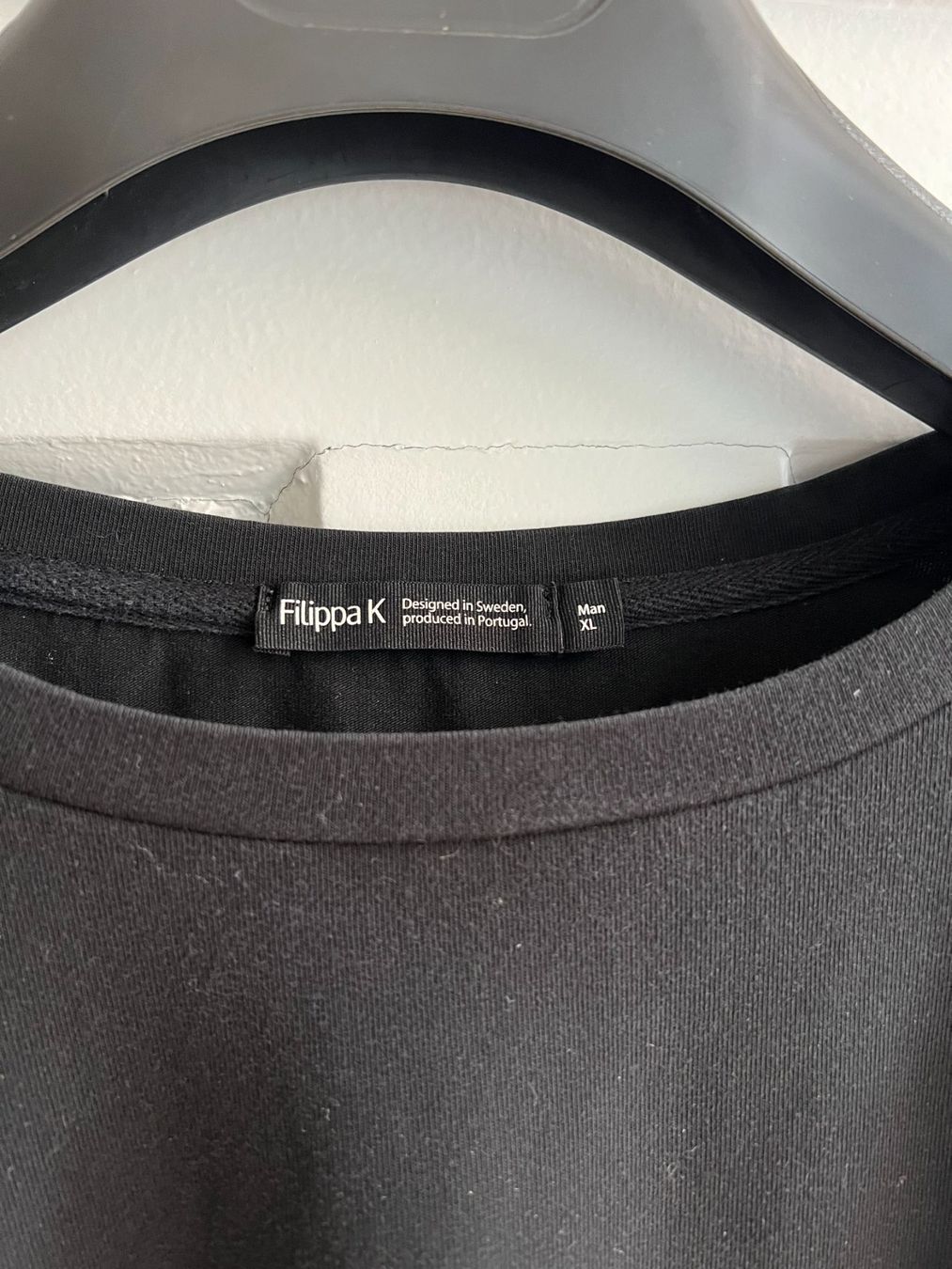 Maglioni & Felpe: Filippa K Longsleeve – Usato da Zürich venduto da skene 1