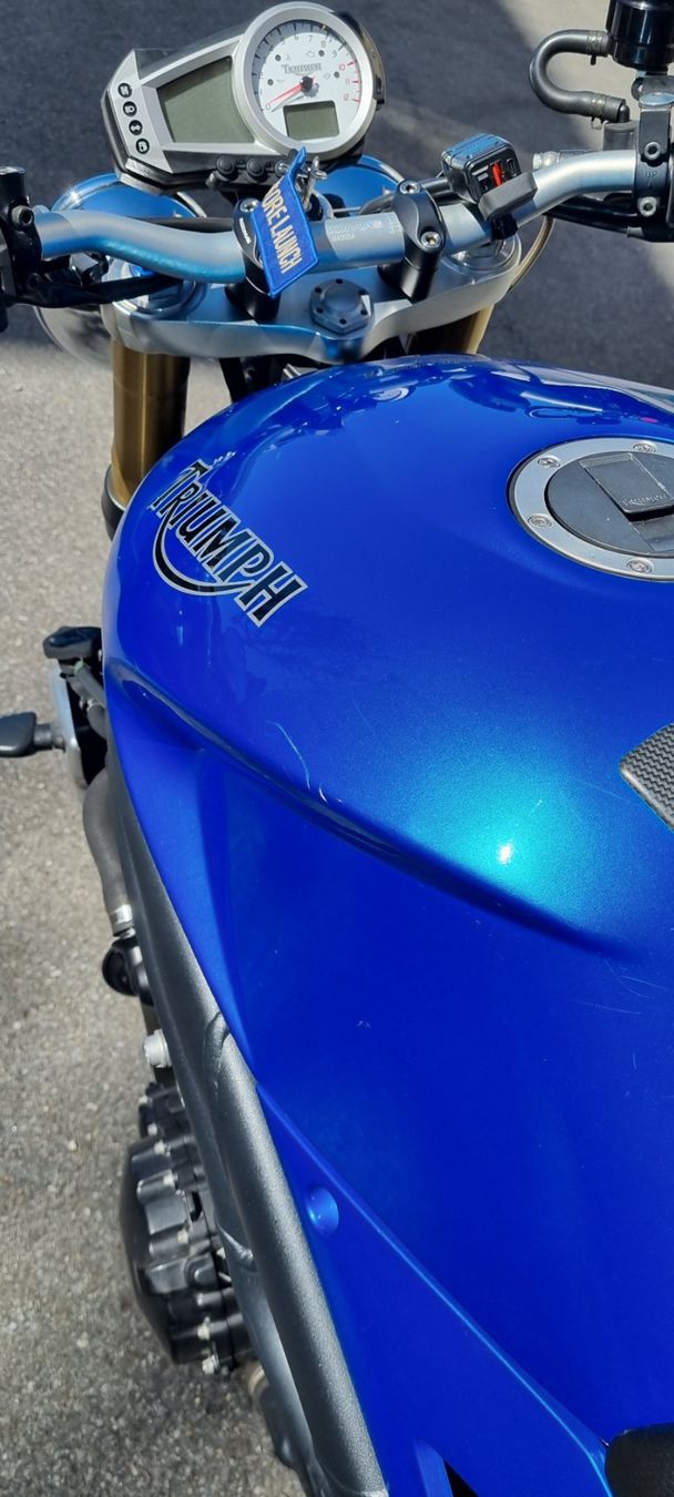Triumph Strada: Triumph Speed Triple 1050 – Usato da Emmenbrücke venduto da Lareo 4