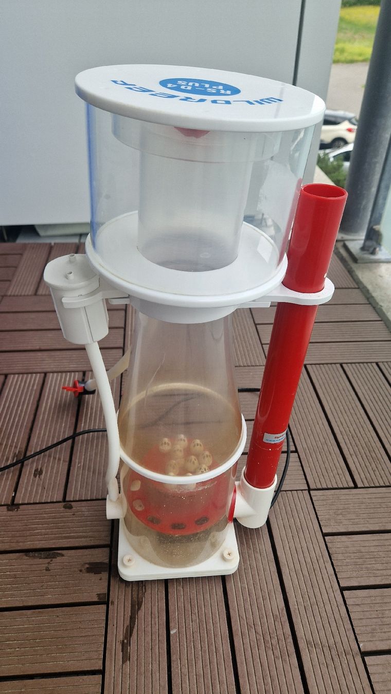 Filtri: Meerwasser Skimmer / Abschäumer bis 1000 Liter – Usato da Volketswil venduto da TrollanDump
