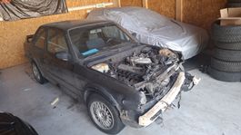 BMW E30 325ix Coupe Unfall