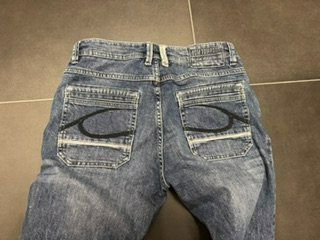 Jeans: Blackout Jeans Tapered Slim 30/32 – Gebraucht aus Gommiswald von Anika6 2