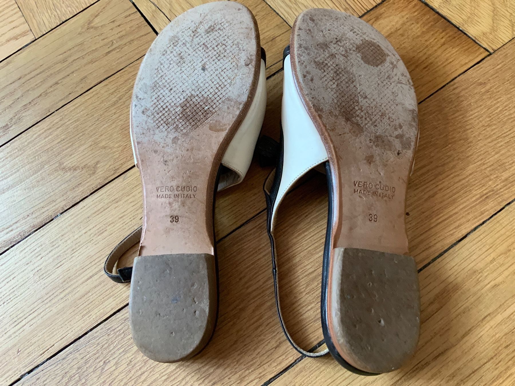 Scarpe da donna: Sandalen objects mirror – Usato da Basel venduto da dreiklang01 2