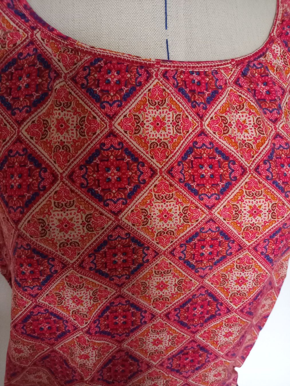 Top: Top S Viscose Blumenprint – Nuovo (secondo la descrizione) da Zwillikon venduto da Leewii 1