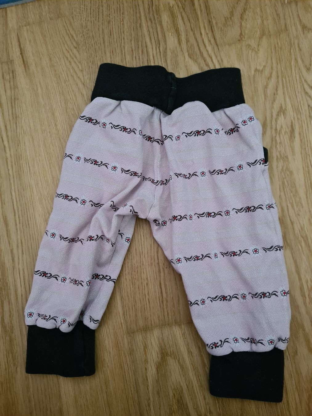 Pantaloni: Baby Hosen rosa – Usato da Horw venduto da Mirii91 1