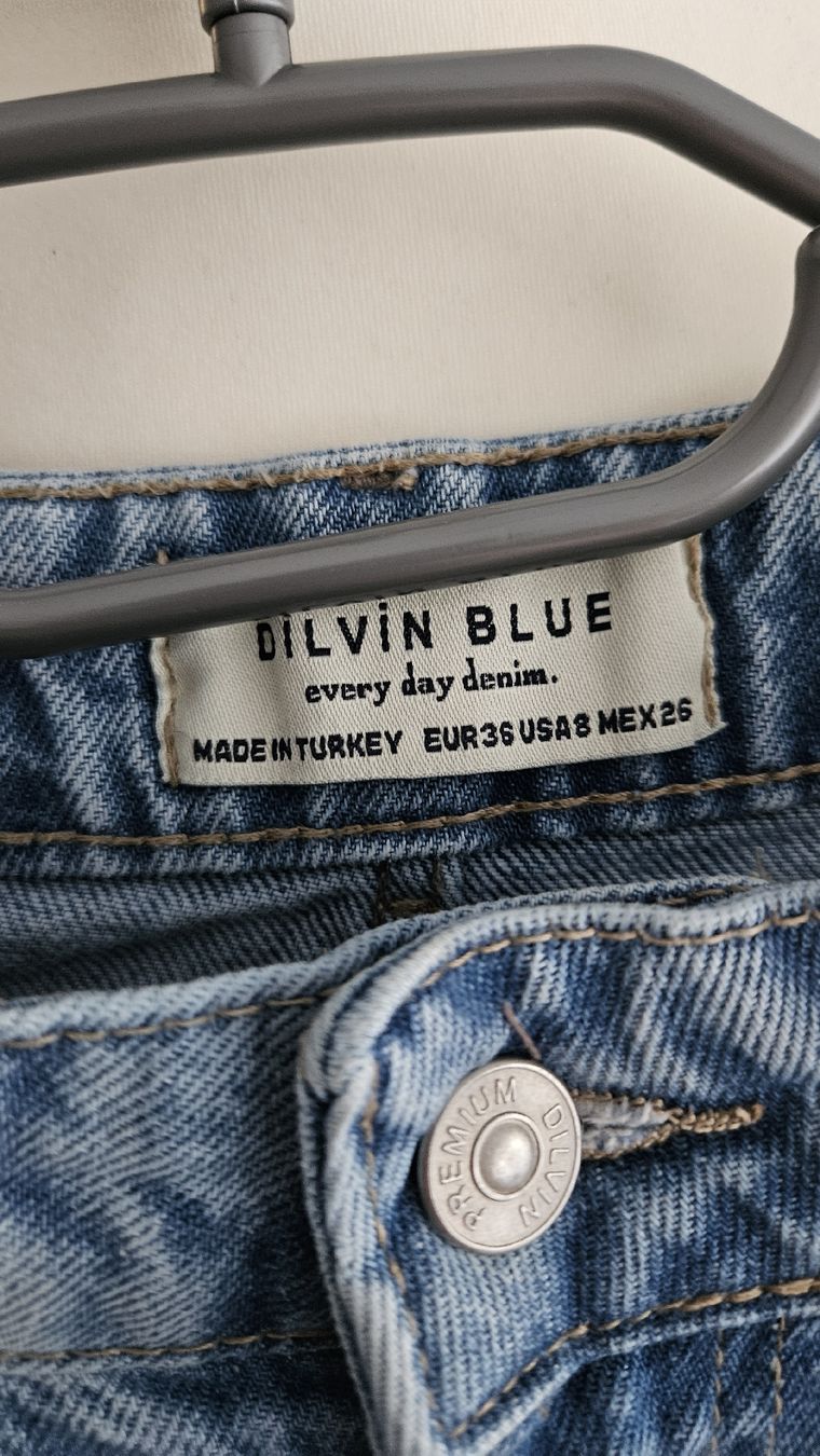 Jeans: Jeans Damen Gr. 36 – Usato da Bülach venduto da Recherchieren 7