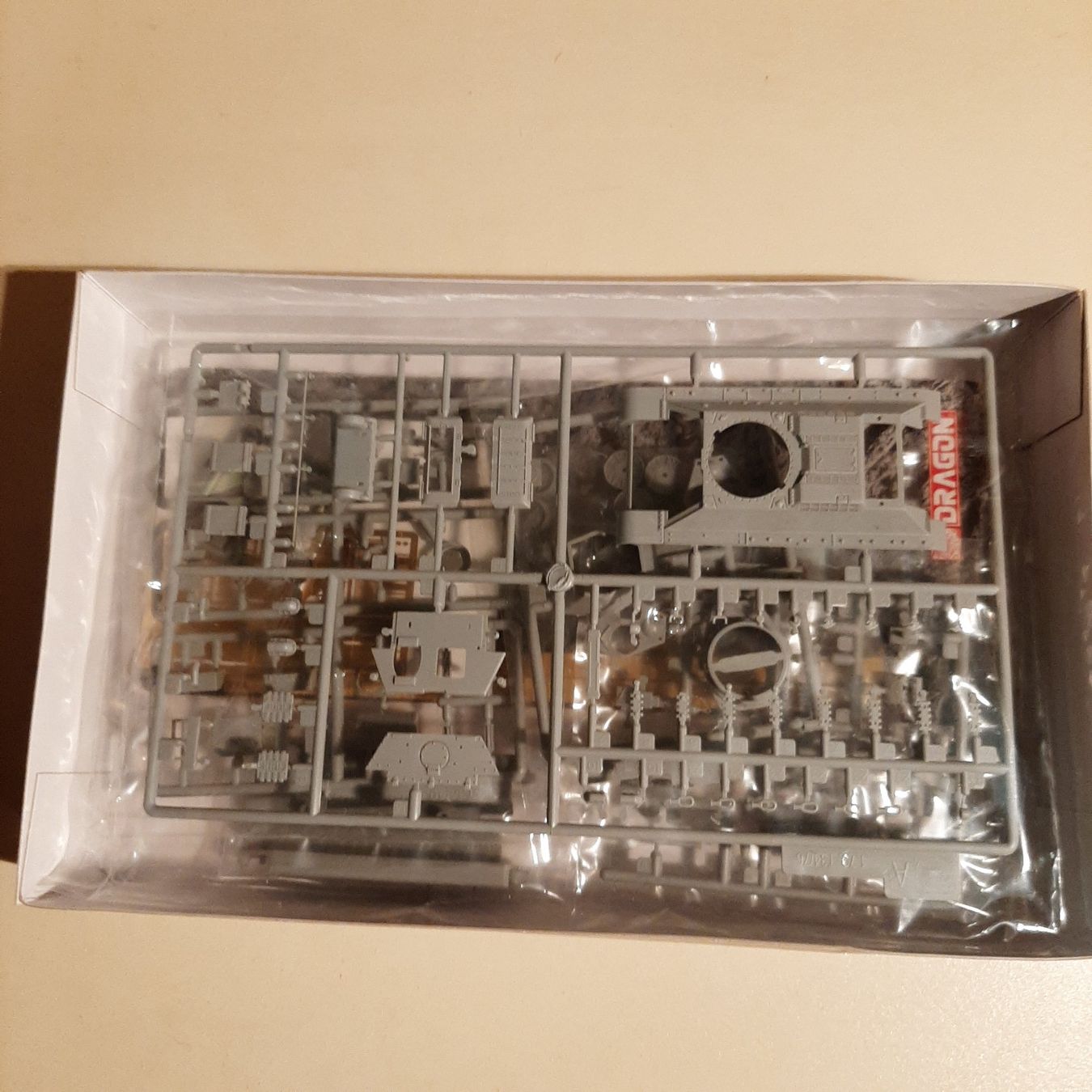 Kit di modellismo & Modellini statici: 724 ... T-34/76 Mod. 1942 ... Dragon 7268 – Nuovo (secondo la descrizione) da Bonstetten venduto da Benibanny59 2