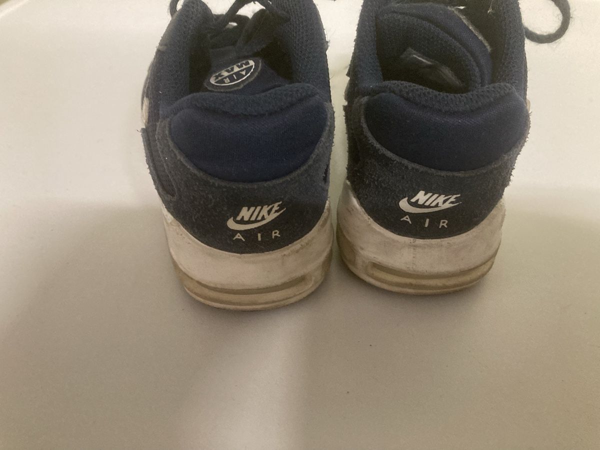 Nike Schuhe für Jungen: Nike Air Max Turnschuh – Gebraucht aus Lupsingen von Butzelma 1