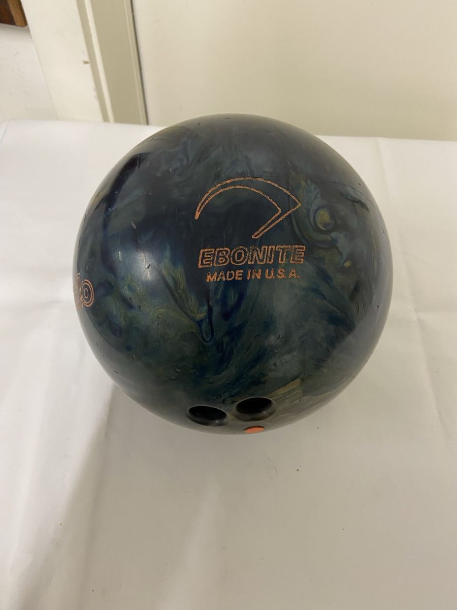 Ballons: Bowlingkugel Ebonite Tornado – D'occasion à Dietikon par brocki-eyra 1