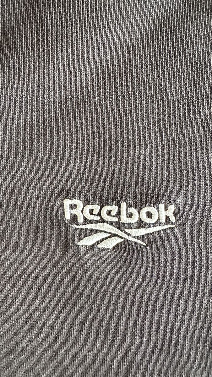 Reebok Pullover & Sweatshirts: Reebok Pullover schwarz  – Gebraucht aus Schlieren von NM_Nici 3
