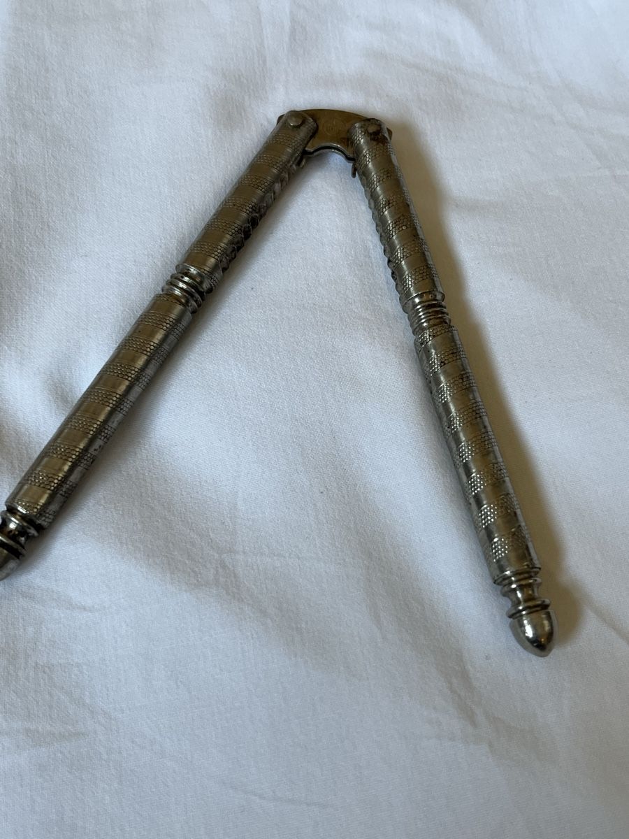 Elettrodomestici da cucina: Vintage H.M.Q. Nussknacker  – Usato da Münchenstein venduto da Sozial_Labor_Brocki
