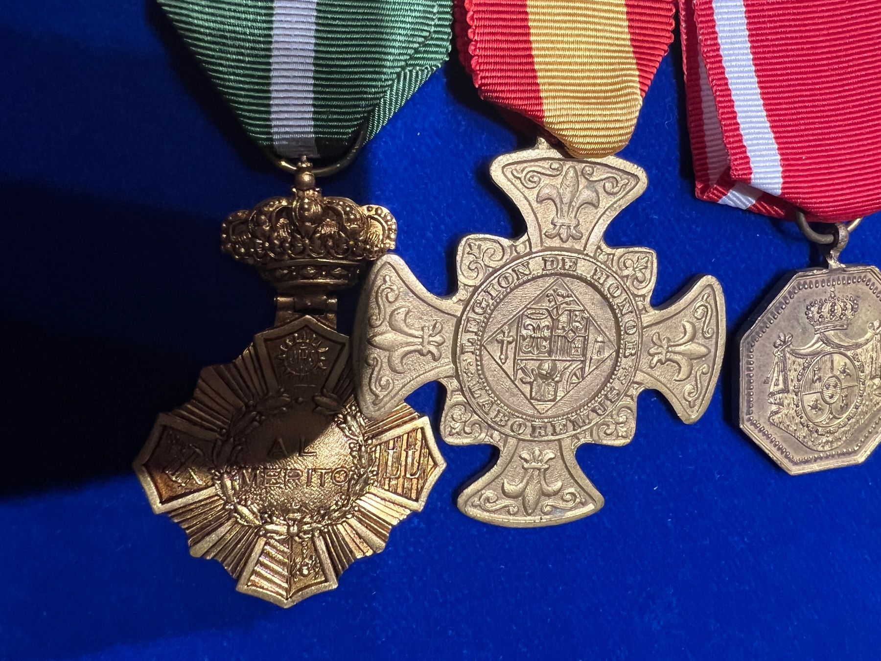 Medaglie: Ordensspange Spanien (KoA) – Usato da Hermetschwil-Staffeln venduto da militaria-schweiz 1