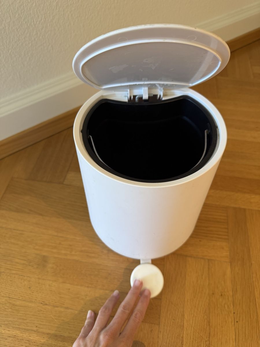 Cestini per rifiuti: Zone Denmark Nova Treteimer Bad Kosmetik Mülleimer – Usato da Zürich venduto da Suzi_ 2