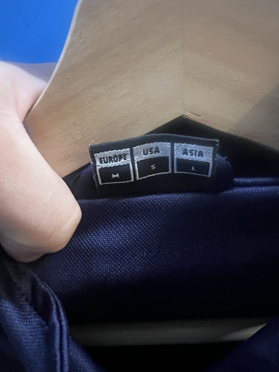 Hummel Giacche: Hummel Trainingsjacke M – Nuovo (secondo la descrizione) da Frauenfeld venduto da isa_9cy7 3