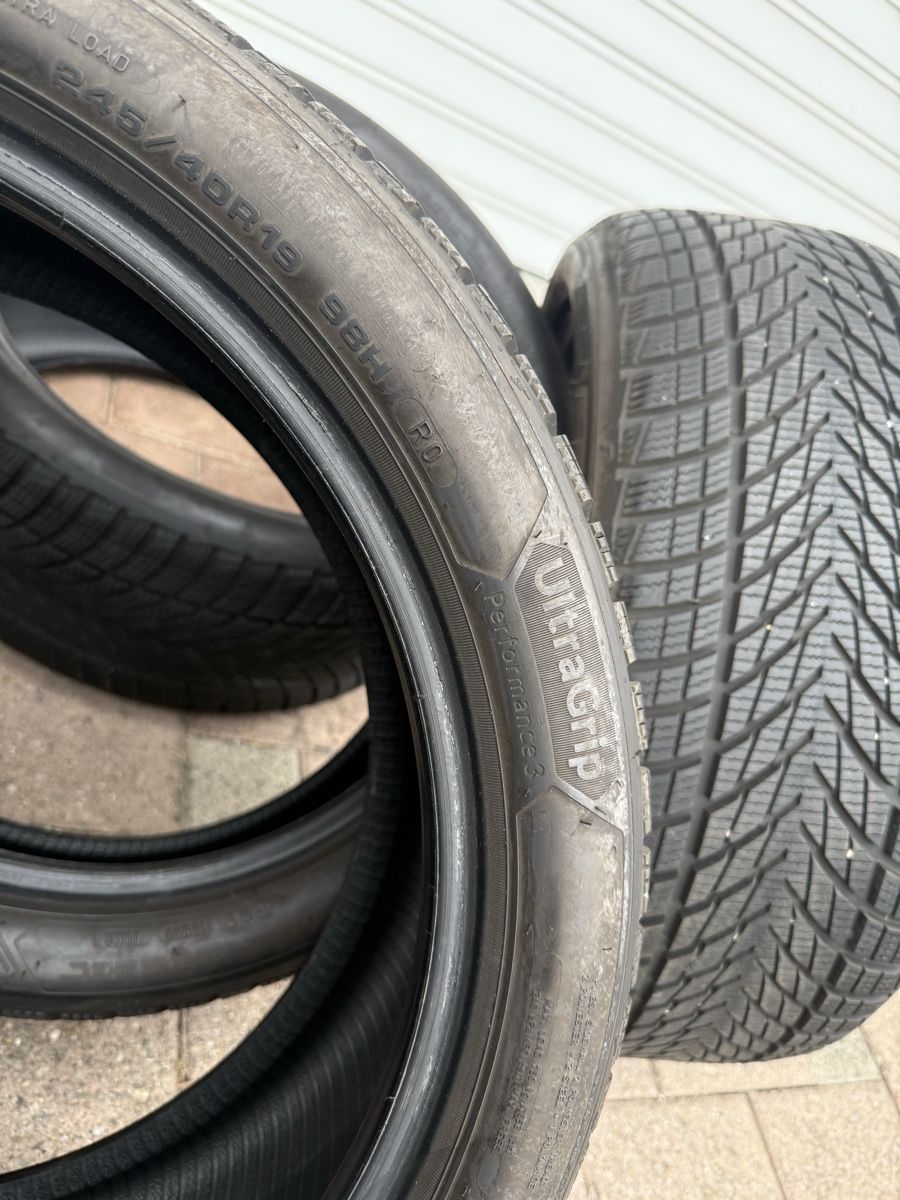 Pneus & Kompletträder: Reifen 245/40R19 98H Winter – Gebraucht aus Lüchingen von san_xqw7 4
