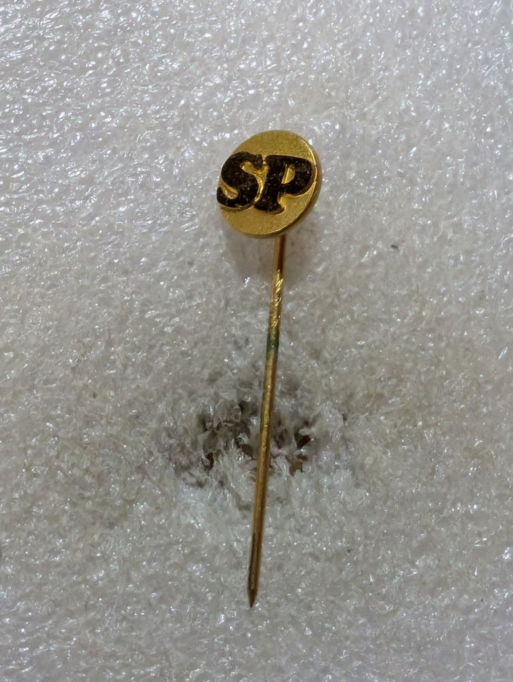 Placchette & Badge: Anstecknadel 39: – Usato da Oppligen venduto da Pin-Fall-Shop