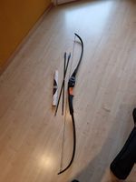Pfeil und bogen mit zieltafeln