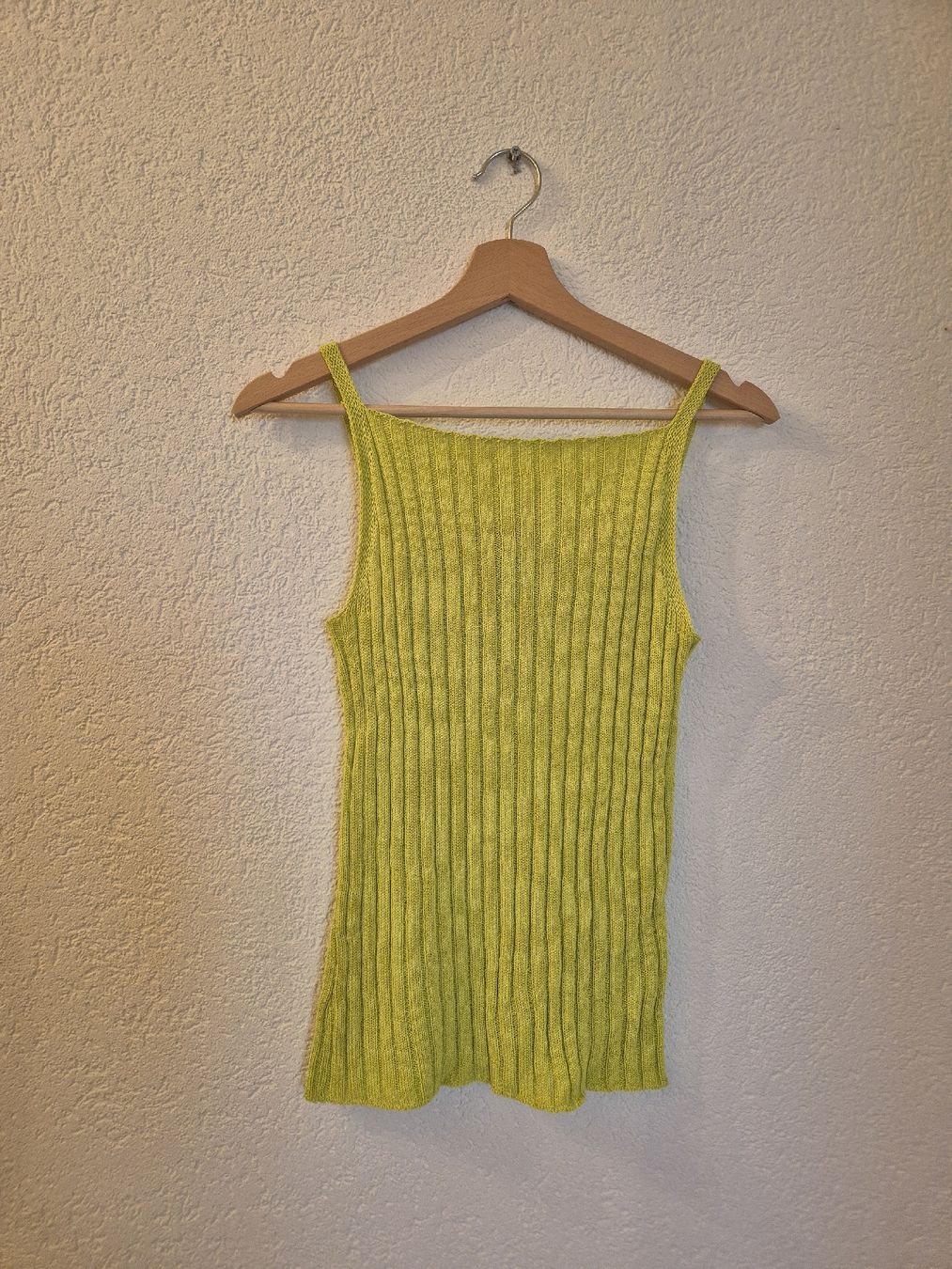 Zara Top: Top tricoté – Nuovo (secondo la descrizione) da Neuchâtel venduto da Cor4
