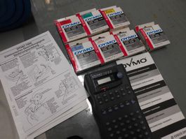 Dymo 1000 Beschriftungsgerät mit 7 Farbbändern